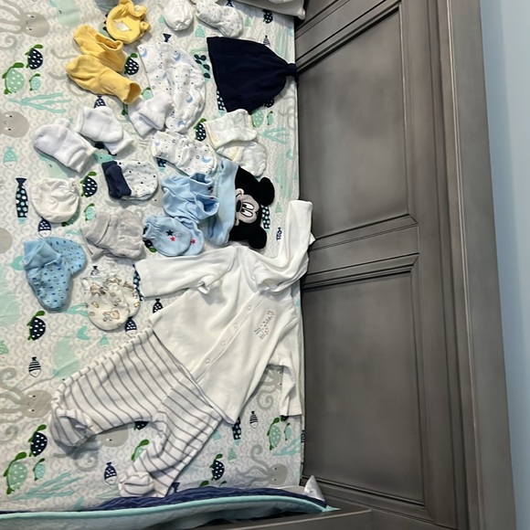 Onesies, hat, mittens, suckes, two pics suite. - Picture 3 of 17